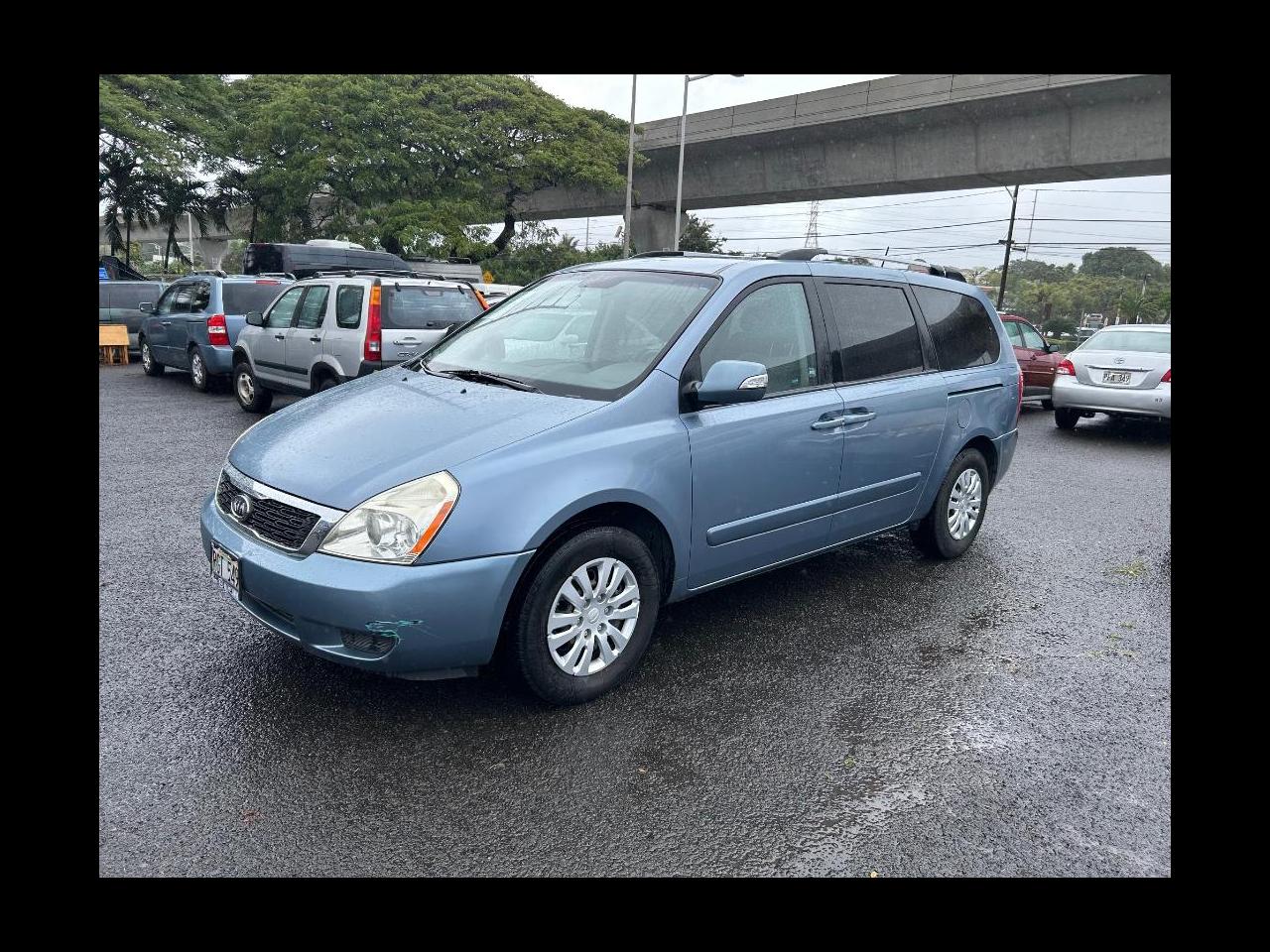 Kia Sedona 4dr LWB LX 2011