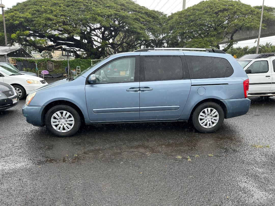 Kia Sedona 4dr LWB LX 2011