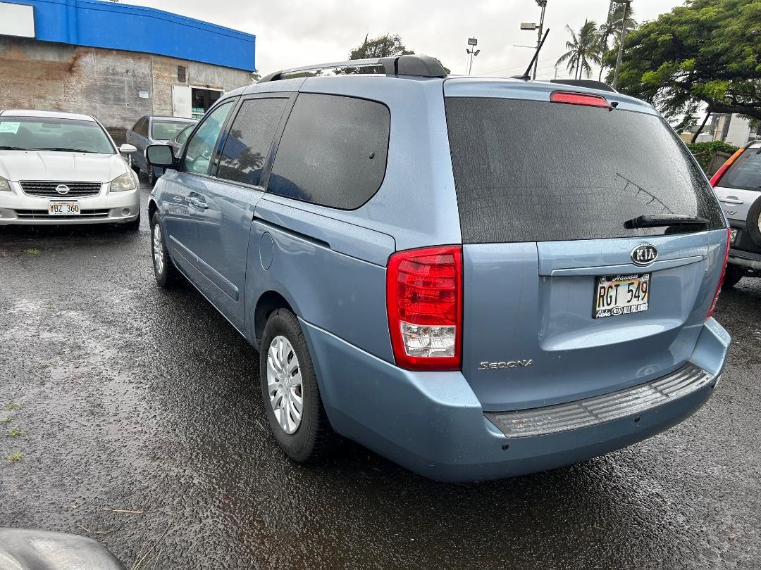 Kia Sedona 4dr LWB LX 2011