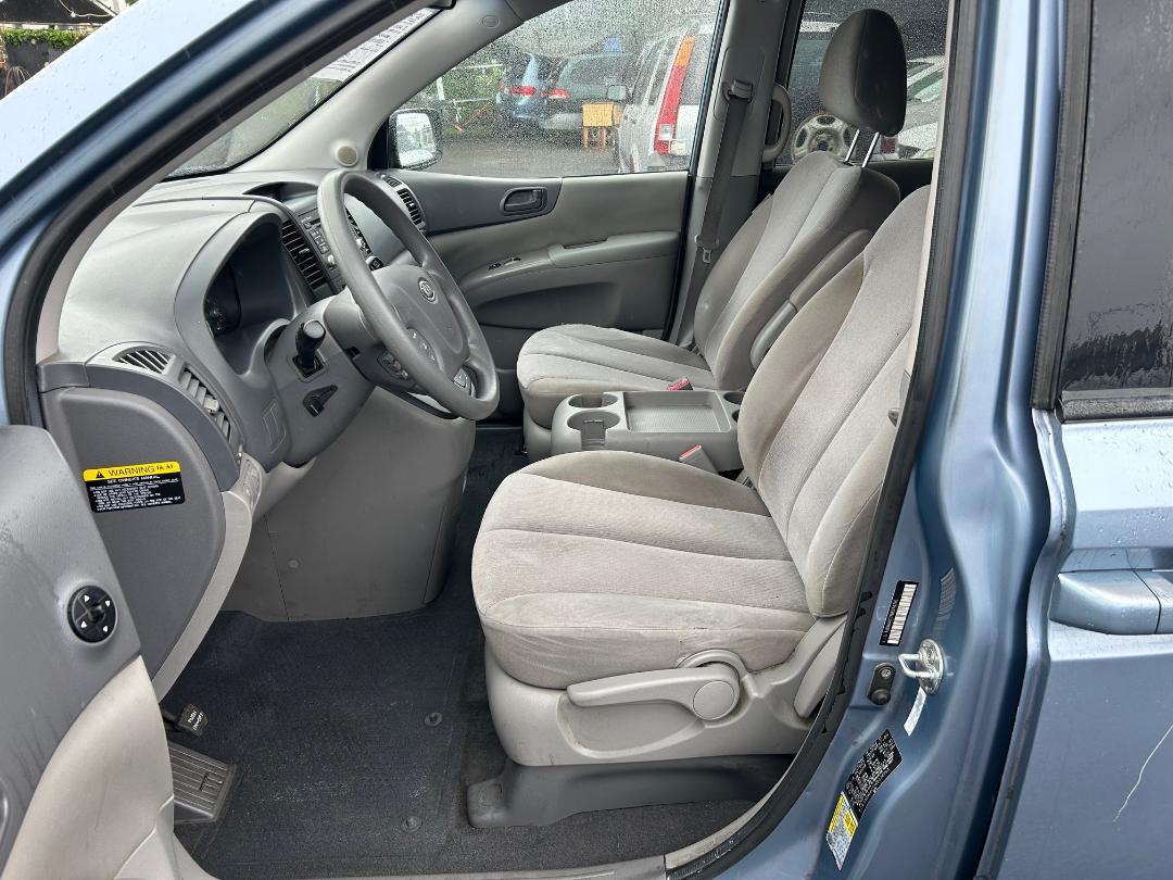 Kia Sedona 4dr LWB LX 2011