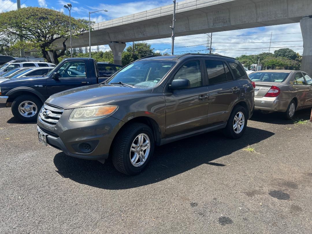 Hyundai Santa Fe FWD 4dr I4 GLS 2012