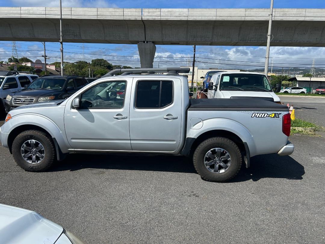 Nissan Frontier 4WD Crew Cab SWB Auto PRO-4X 2016
