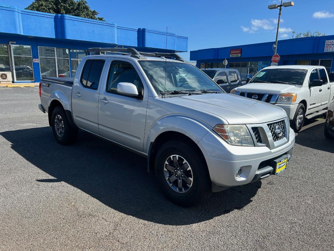 Nissan Frontier 4WD Crew Cab SWB Auto PRO-4X 2016