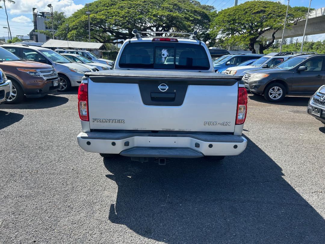 Nissan Frontier 4WD Crew Cab SWB Auto PRO-4X 2016