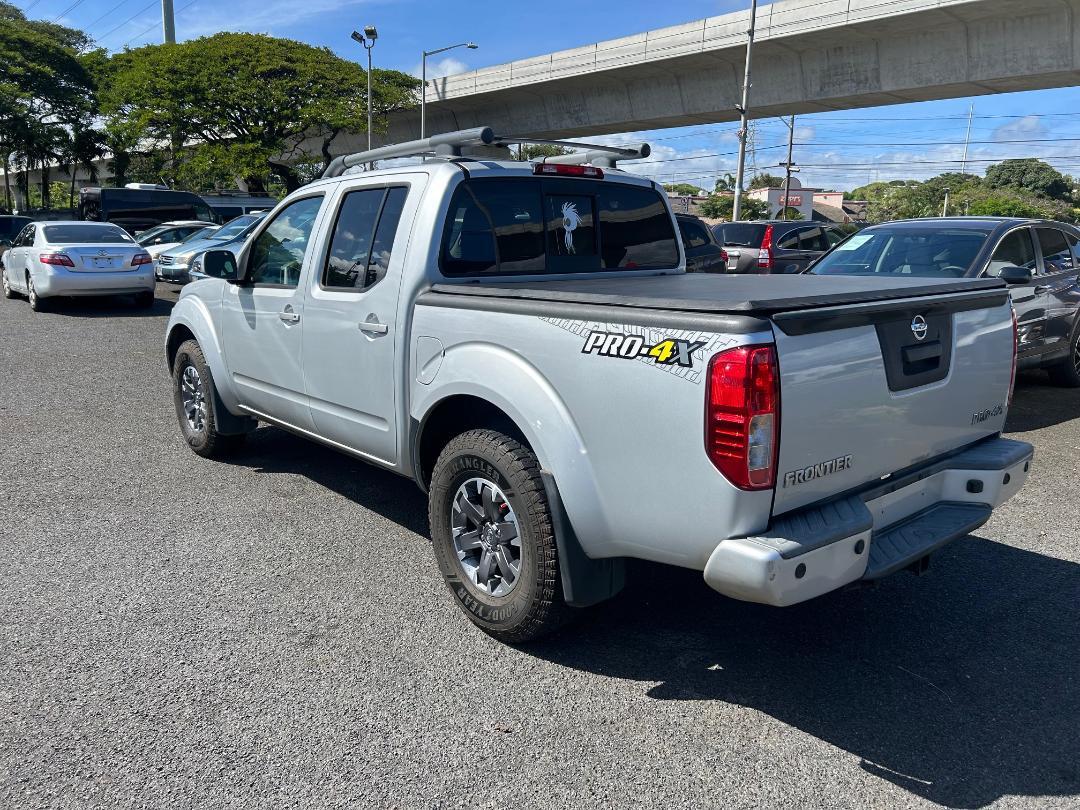 Nissan Frontier 4WD Crew Cab SWB Auto PRO-4X 2016