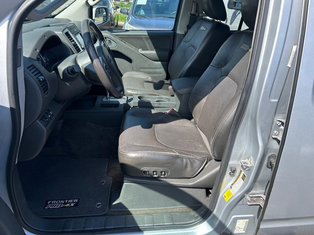 Nissan Frontier 4WD Crew Cab SWB Auto PRO-4X 2016