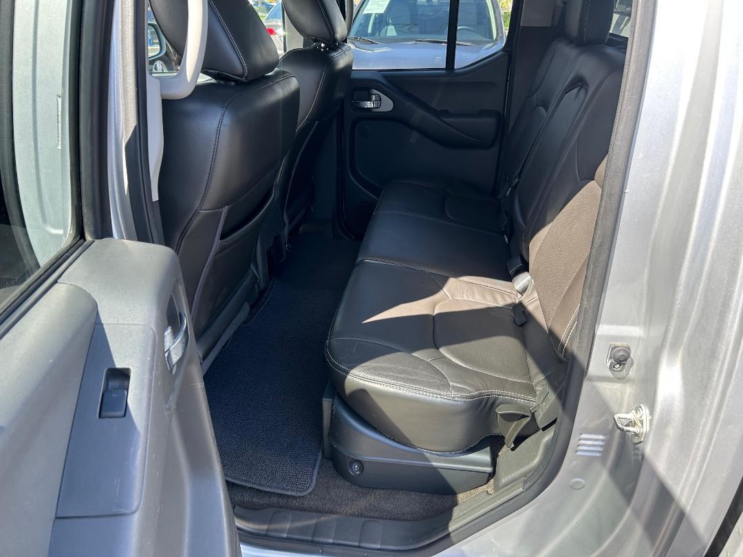 Nissan Frontier 4WD Crew Cab SWB Auto PRO-4X 2016