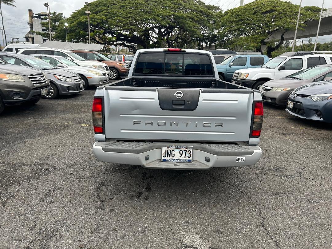 Nissan Frontier 2WD XE King Cab I4 Auto 2002
