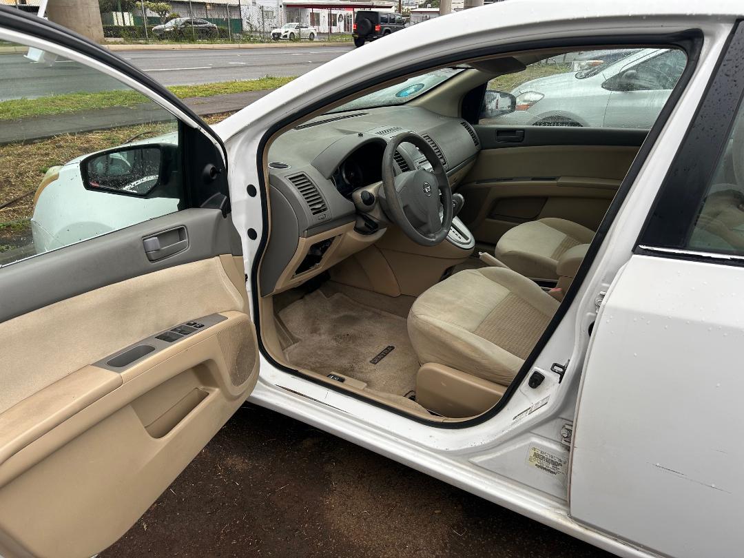 Nissan Sentra 4dr Sdn I4 CVT 2.0 2008