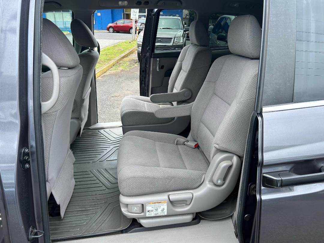 Honda Odyssey 5dr LX 2015