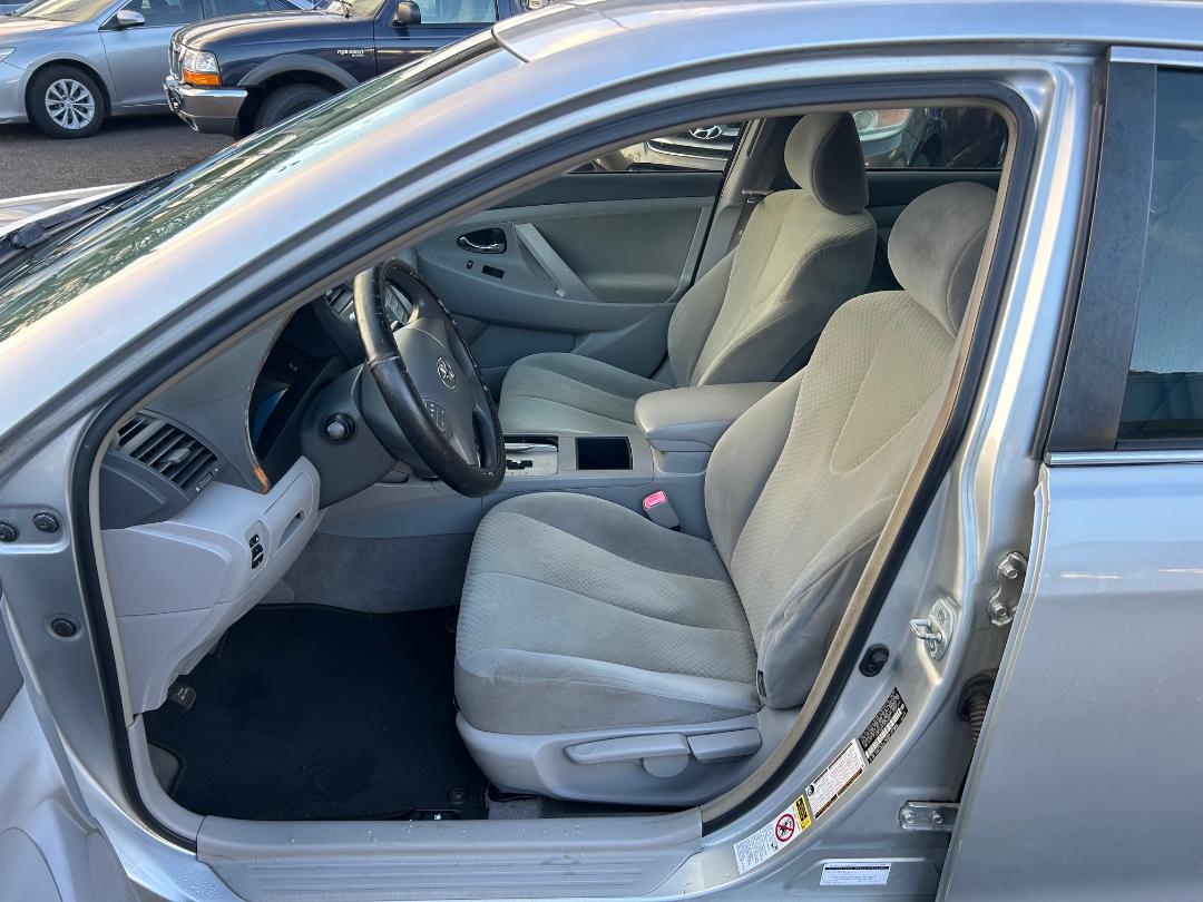 Toyota Camry 4dr Sedan LE Auto 2007