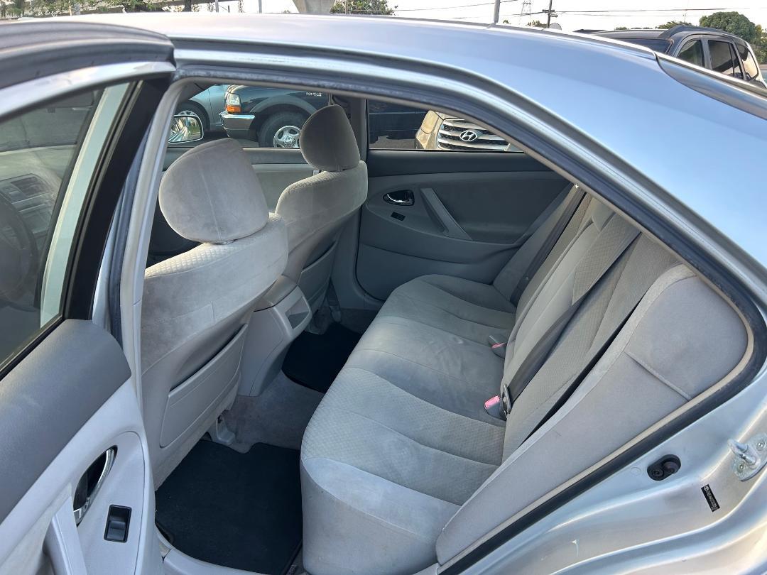 Toyota Camry 4dr Sedan LE Auto 2007