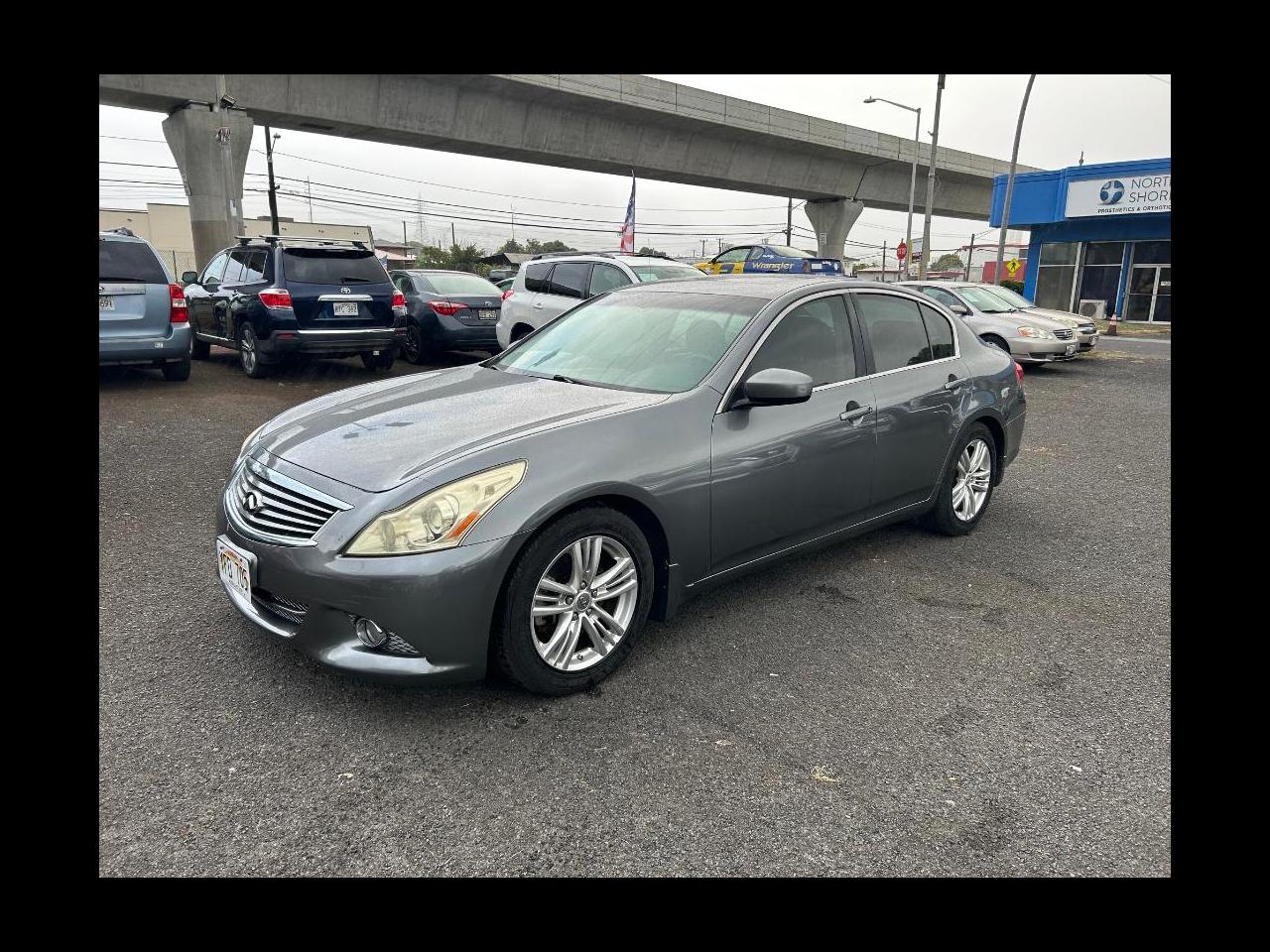 Infiniti G37 Sedan 4dr Journey RWD 2013
