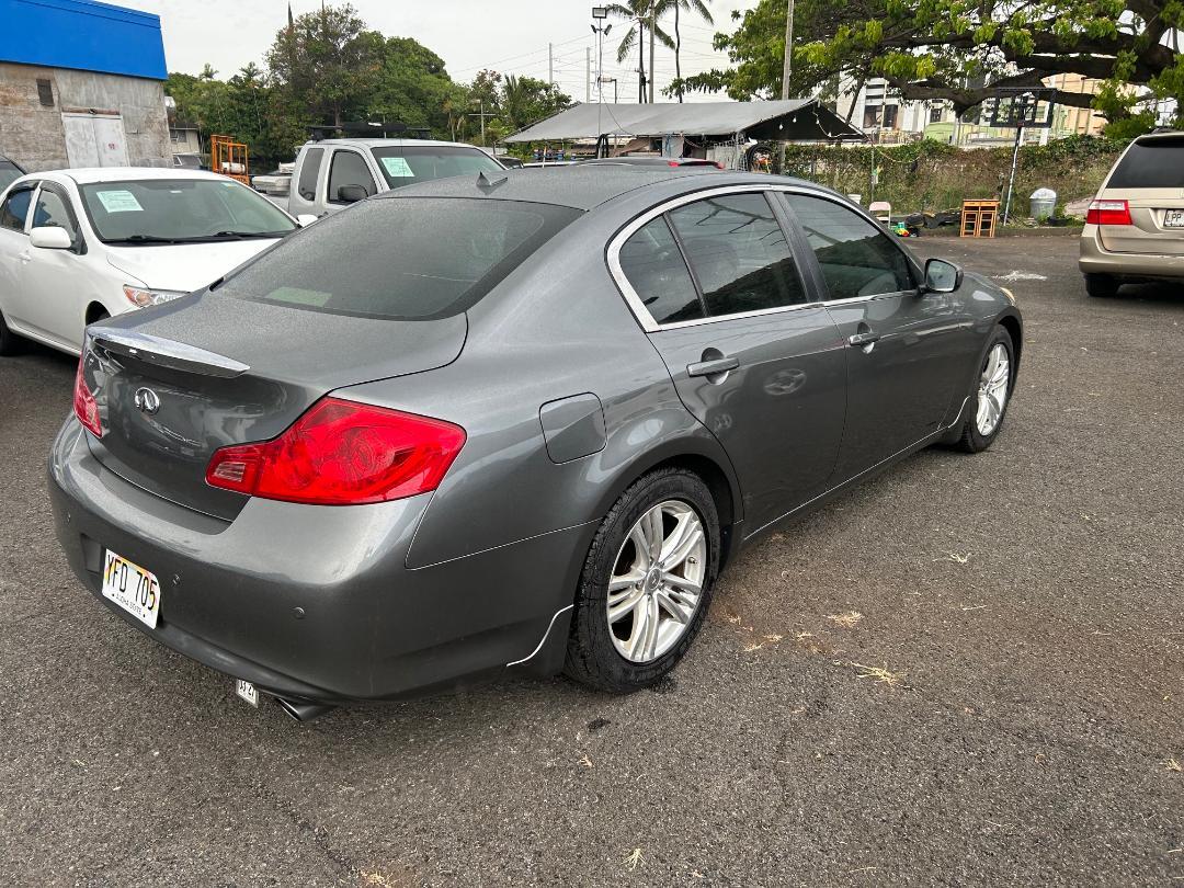 Infiniti G37 Sedan 4dr Journey RWD 2013