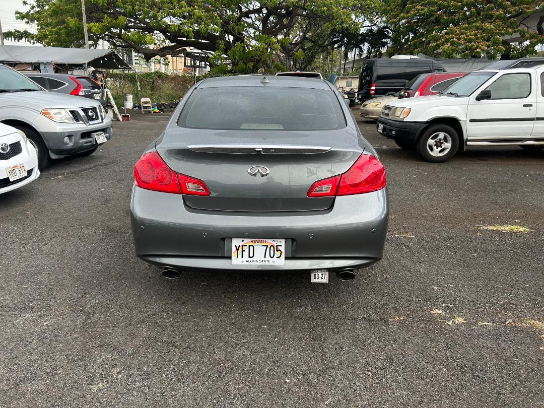 Infiniti G37 Sedan 4dr Journey RWD 2013