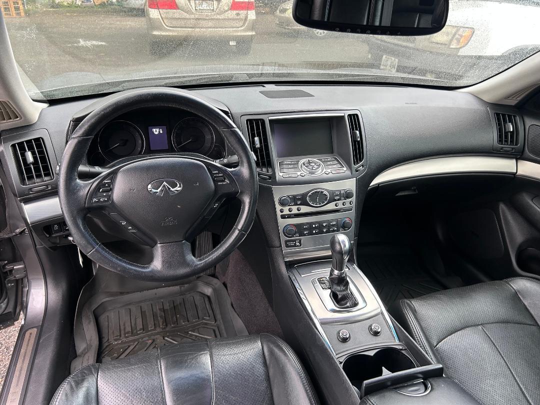 Infiniti G37 Sedan 4dr Journey RWD 2013