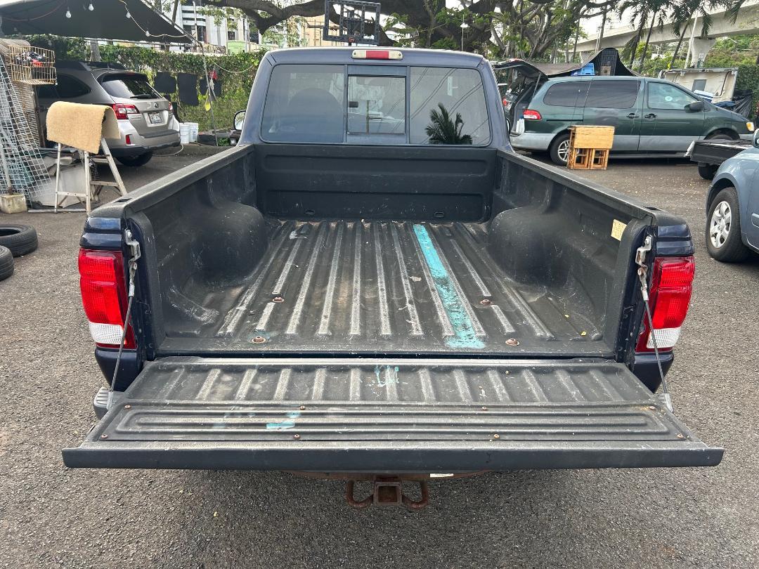 Ford Ranger Reg Cab 112" WB XLT 4WD 2000