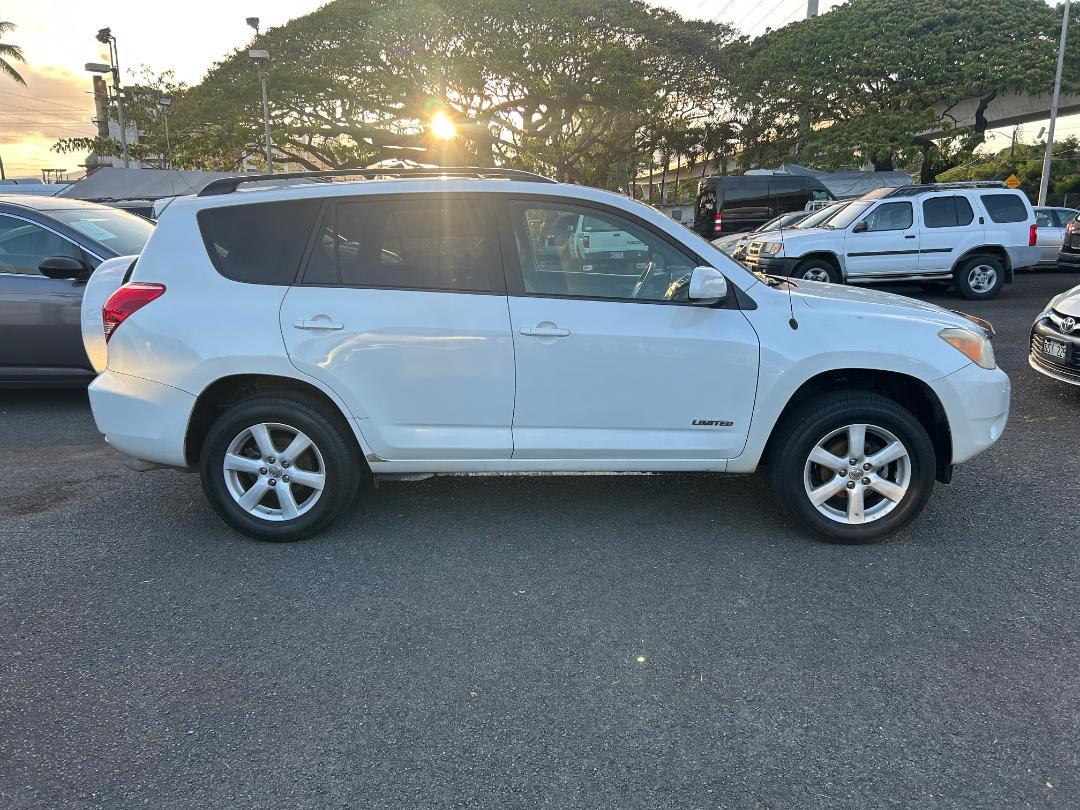 Toyota RAV4 2WD 4dr 4-cyl Limited (Natl) 2007