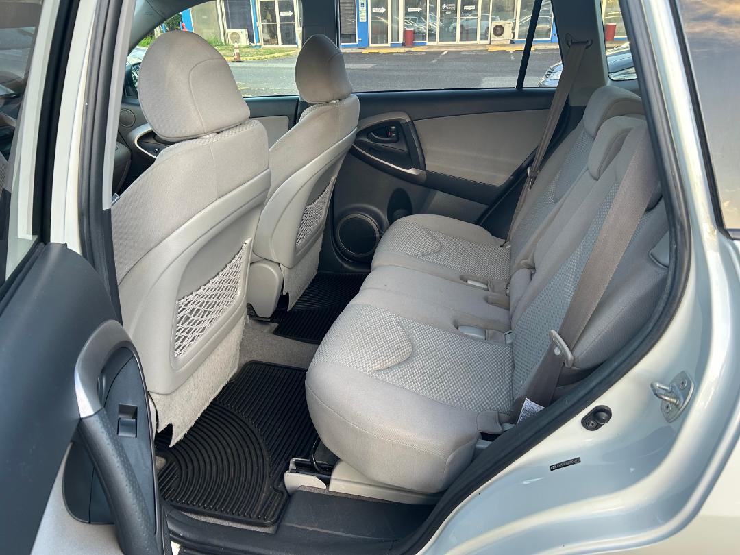 Toyota RAV4 2WD 4dr 4-cyl Limited (Natl) 2007