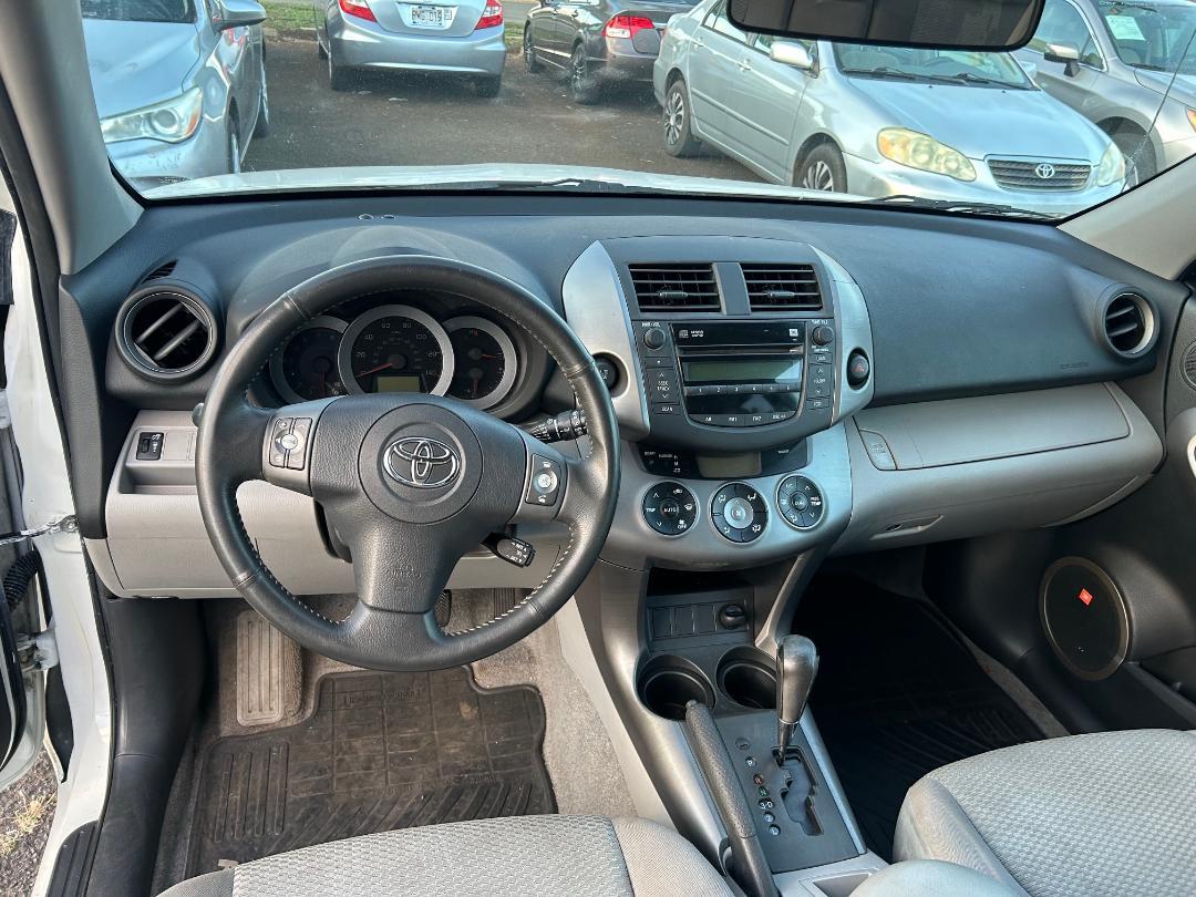 Toyota RAV4 2WD 4dr 4-cyl Limited (Natl) 2007