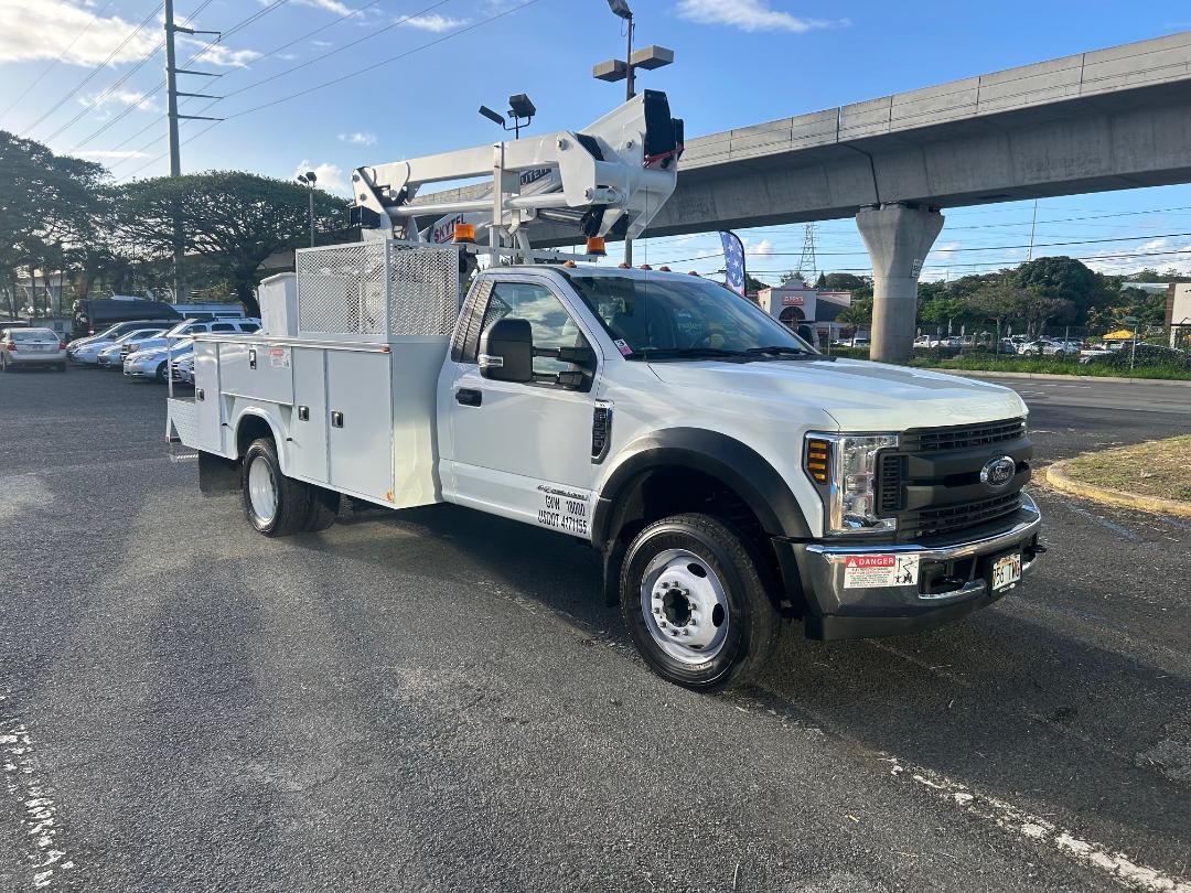 Ford Super Duty F-550 DRW XLT 2WD Reg Cab 145" WB 60" CA 2018
