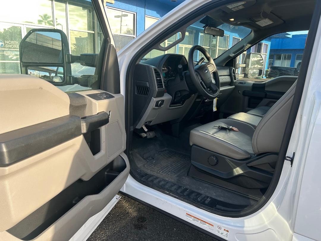 Ford Super Duty F-550 DRW XLT 2WD Reg Cab 145" WB 60" CA 2018