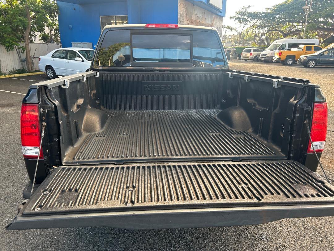 Nissan Titan 2WD Crew Cab SWB LE 2008