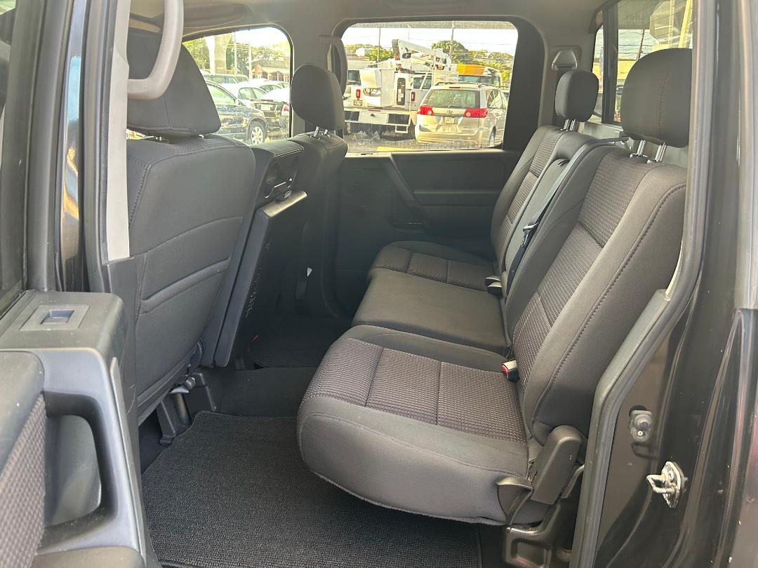 Nissan Titan 2WD Crew Cab SWB LE 2008