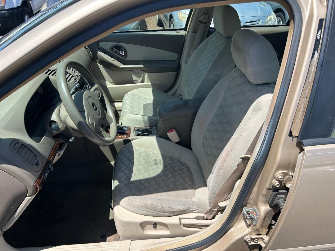 Chevrolet Malibu 4dr Sdn LS 2005