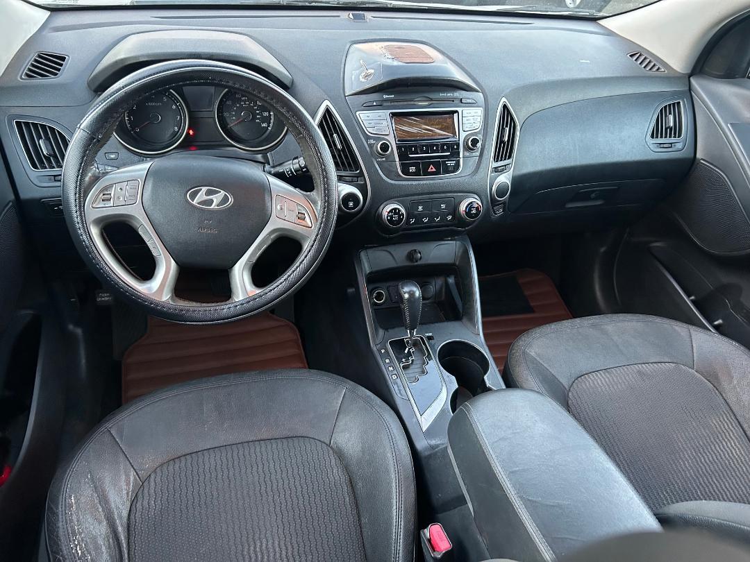 Hyundai Tucson FWD 4dr Auto GLS PZEV 2012