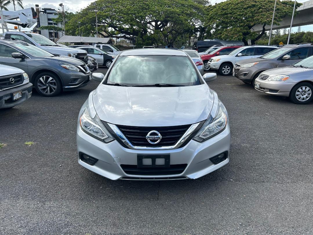 Nissan Altima 2.5 SV Sedan 2018