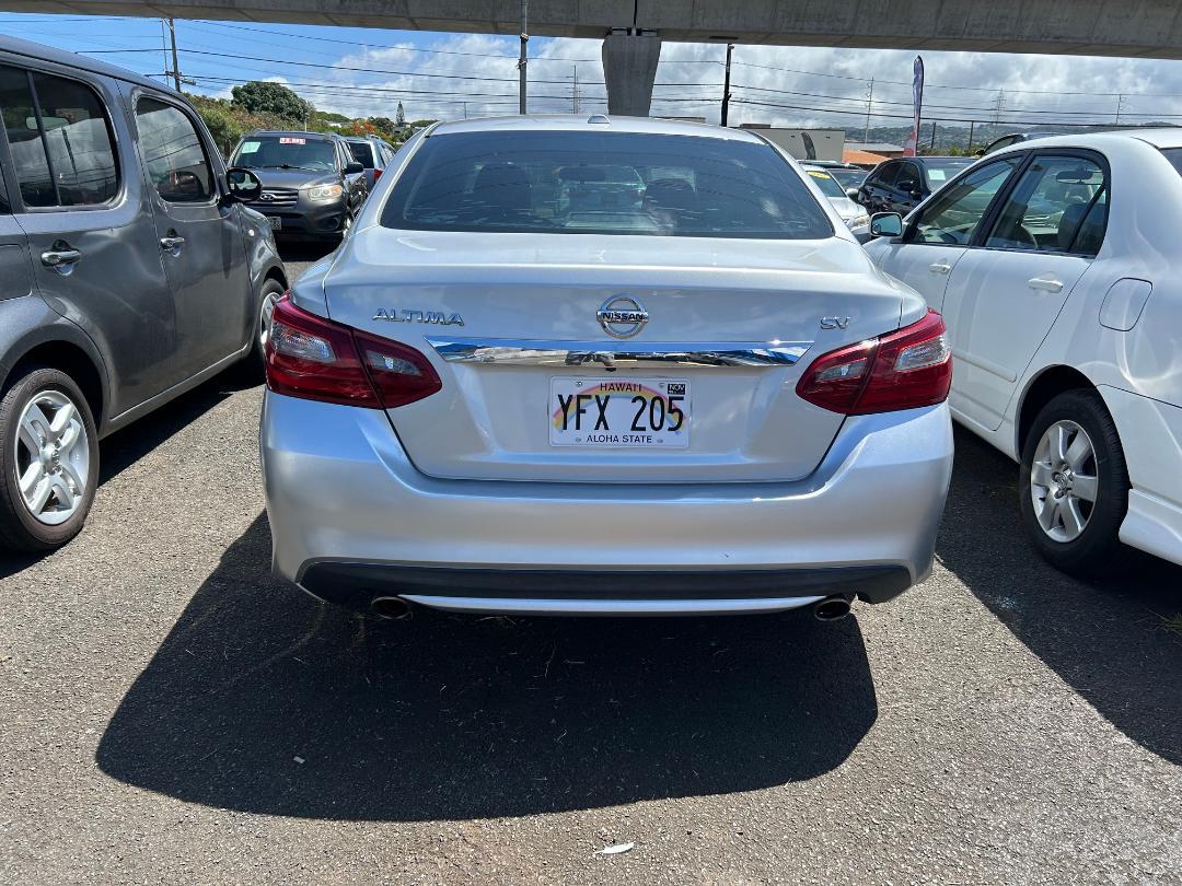 Nissan Altima 2.5 SV Sedan 2018