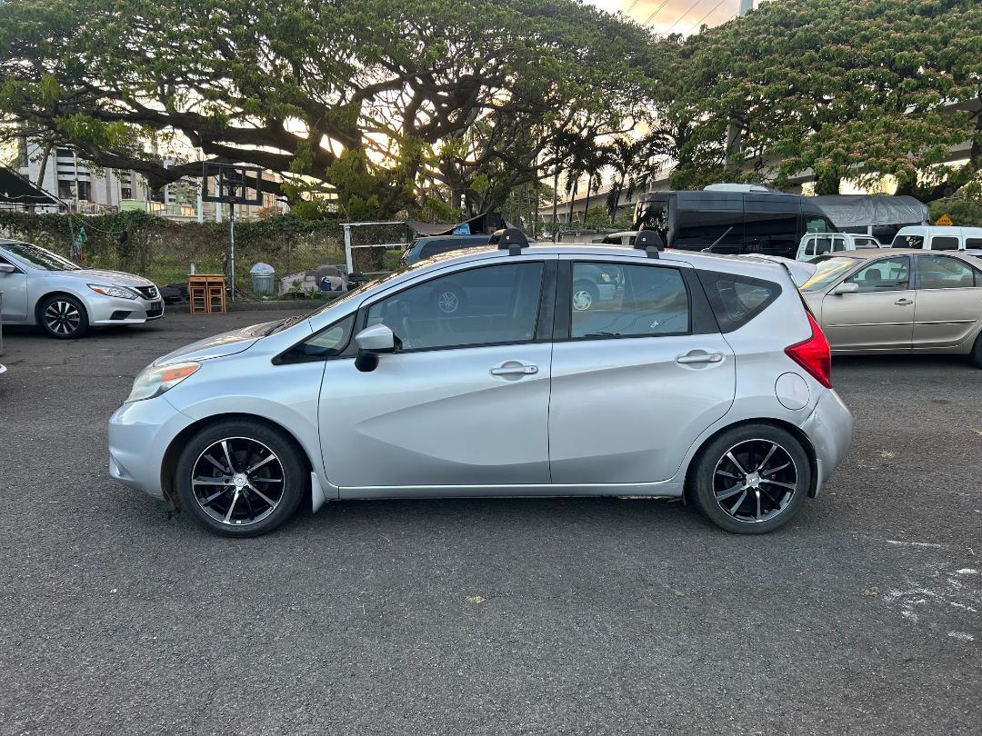Nissan Versa Note 5dr HB Manual 1.6 S 2015