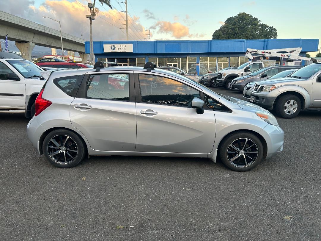 Nissan Versa Note 5dr HB Manual 1.6 S 2015