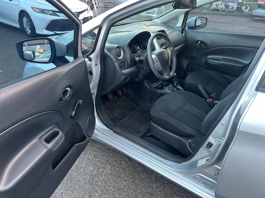 Nissan Versa Note 5dr HB Manual 1.6 S 2015