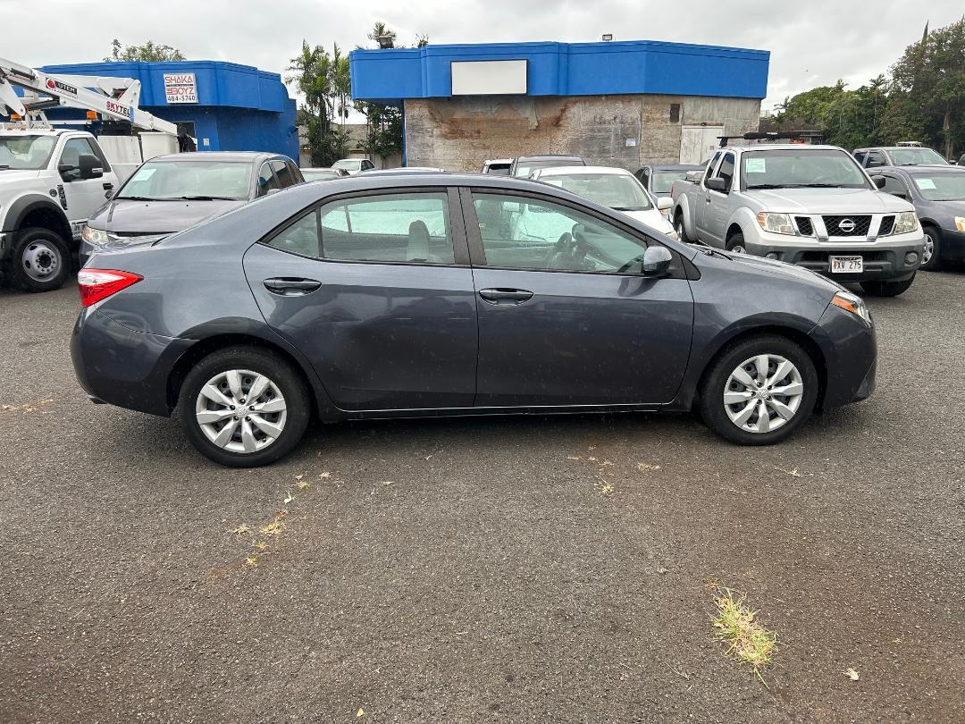 Toyota Corolla 4dr Sdn CVT LE Premium (Natl) 2015