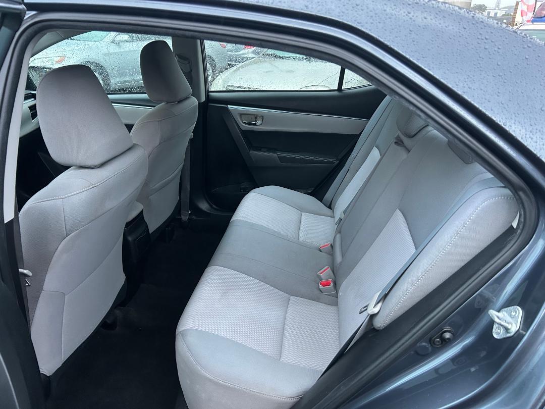 Toyota Corolla 4dr Sdn CVT LE Premium (Natl) 2015