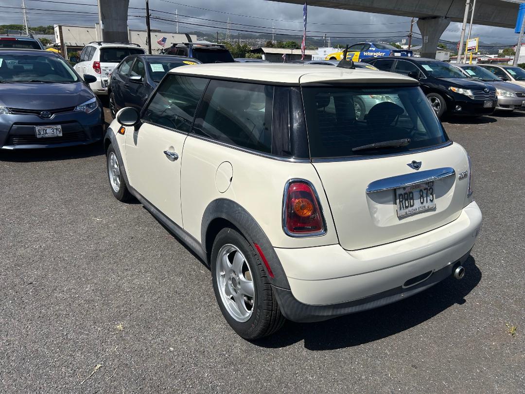 MINI Cooper Hardtop 2dr Cpe 2009