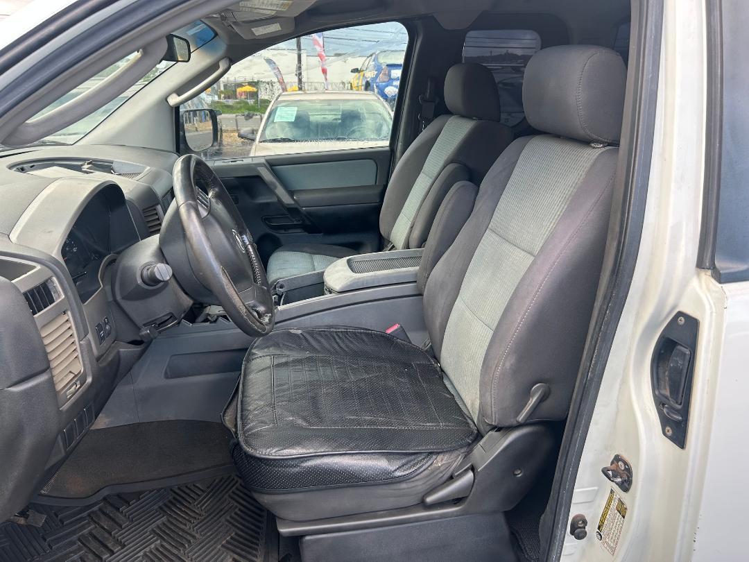 Nissan Titan SE King Cab 2WD 2006