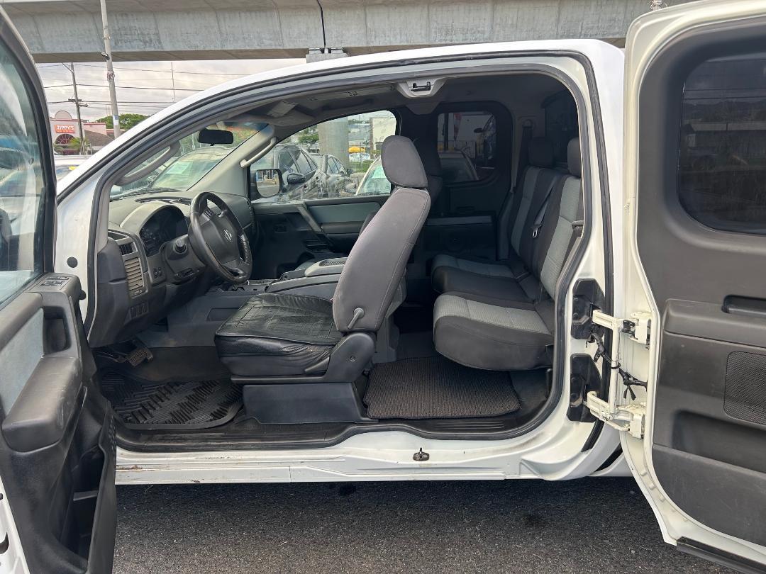 Nissan Titan SE King Cab 2WD 2006