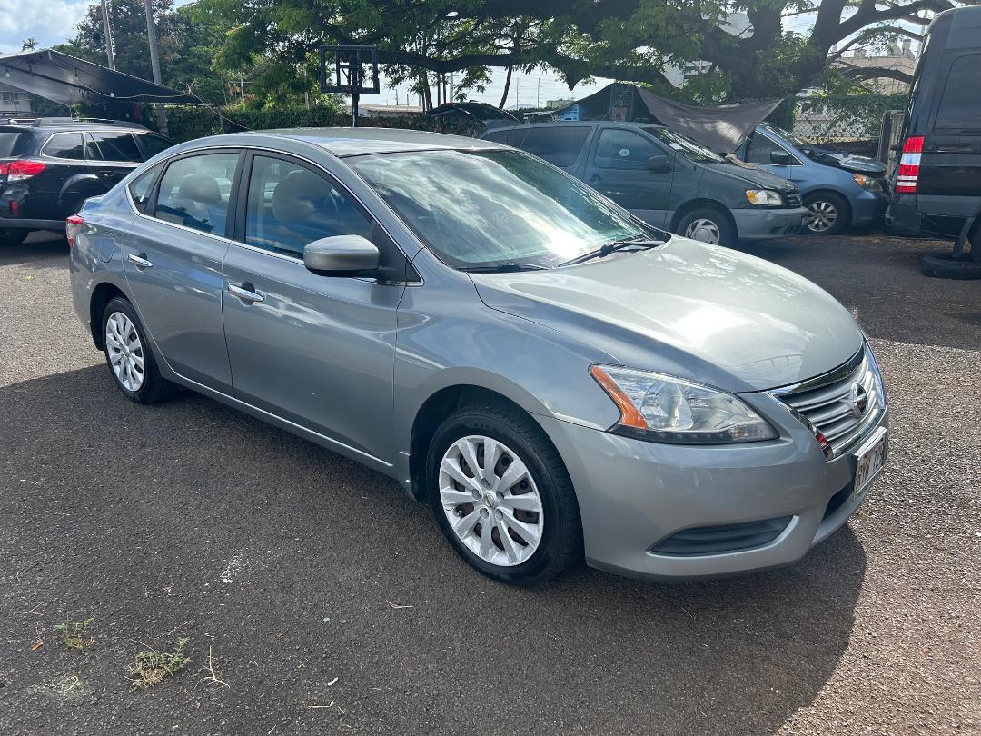 Nissan Sentra 4dr Sdn I4 CVT SV 2013