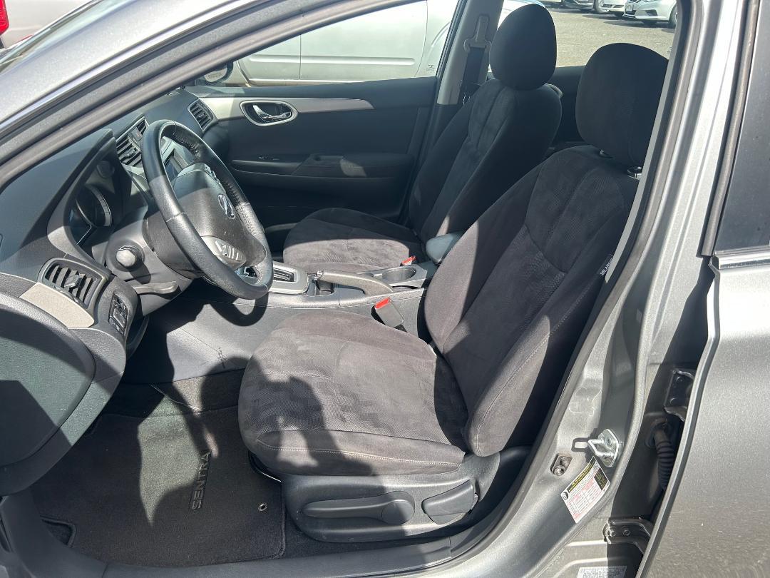 Nissan Sentra 4dr Sdn I4 CVT SV 2013