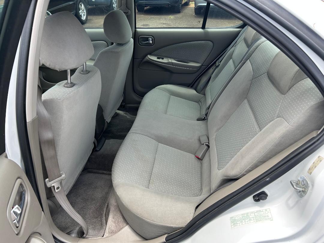 Nissan Sentra 4dr Sdn SE-R Auto 2002