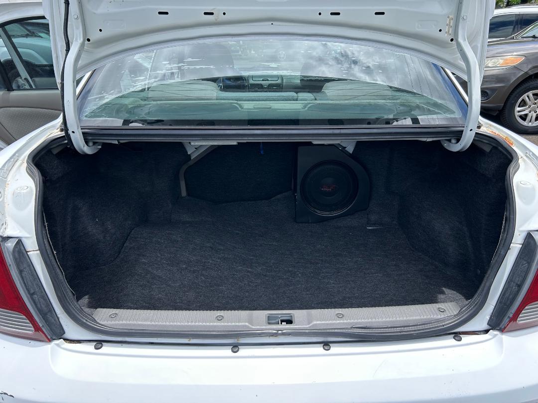 Nissan Sentra 4dr Sdn SE-R Auto 2002