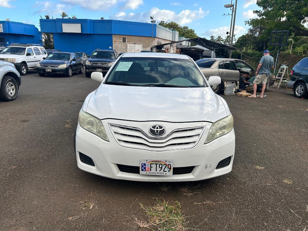 Toyota Camry 4dr Sdn I4 Auto LE (Natl) 2010