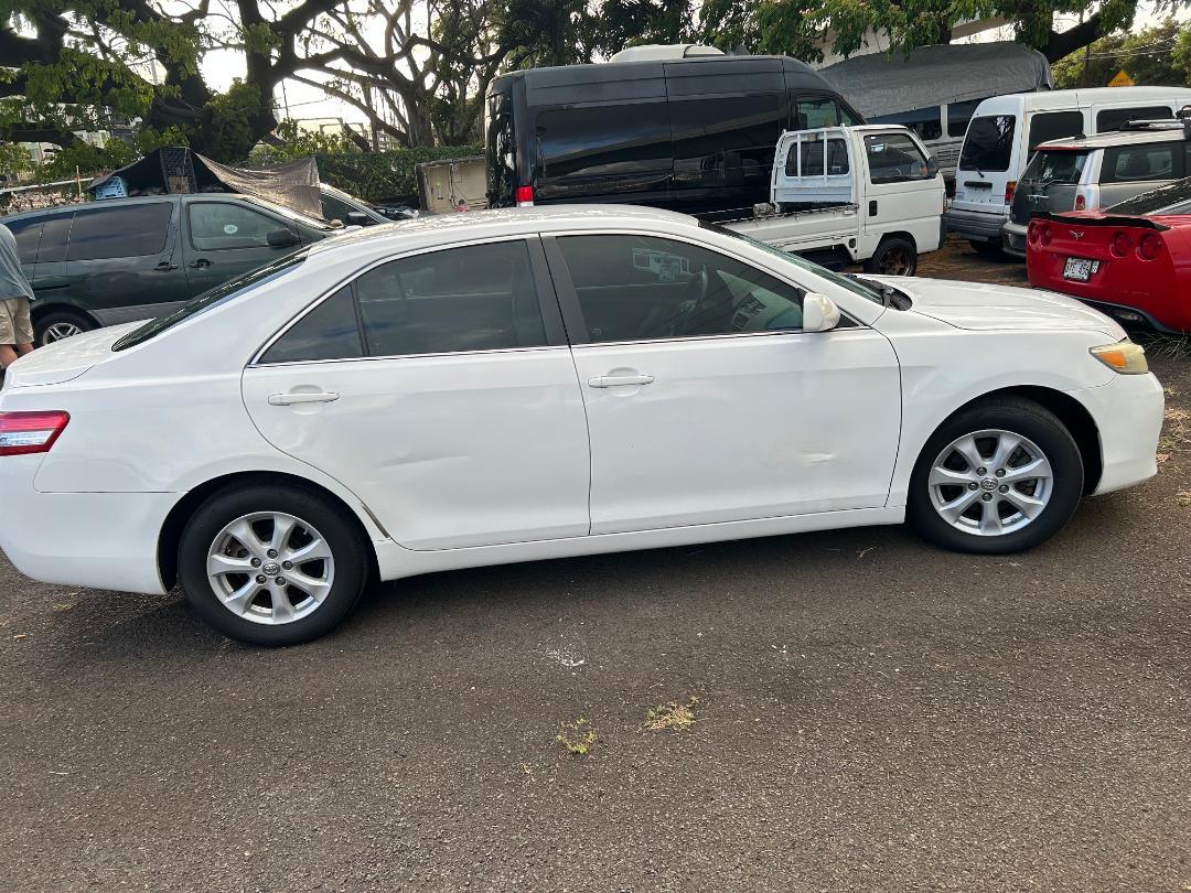 Toyota Camry 4dr Sdn I4 Auto LE (Natl) 2010