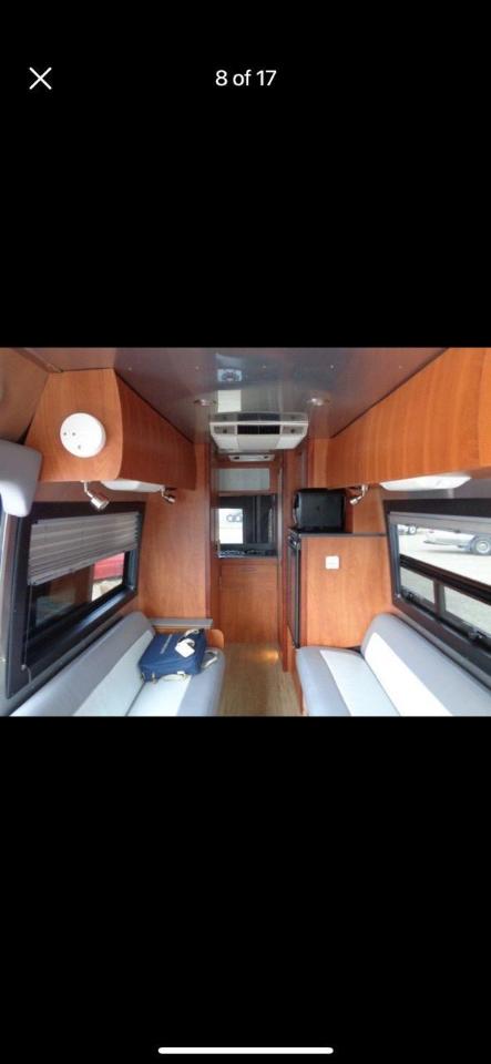Mercedes-Benz Sprinter Van 2500 High Roof I4 Diesel HO 170" AWD 2004