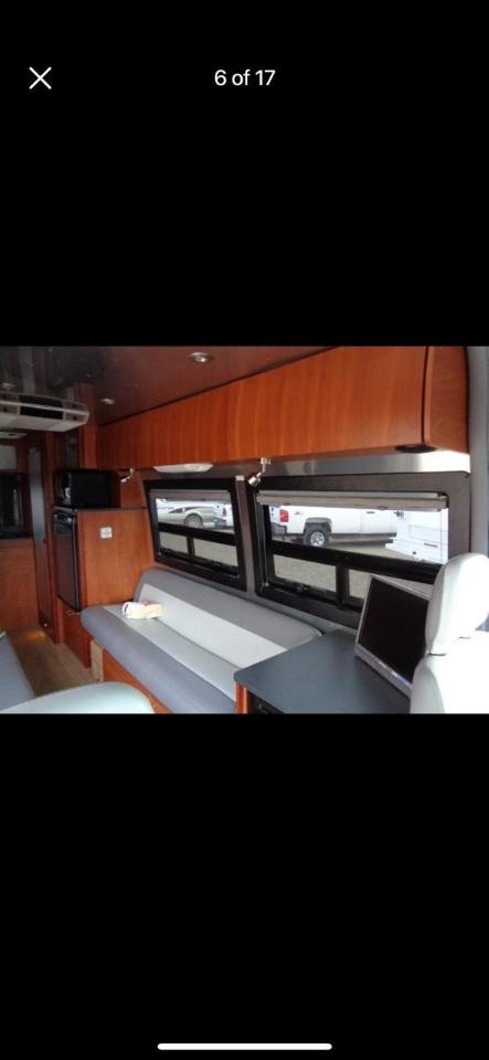 Mercedes-Benz Sprinter Van 2500 High Roof I4 Diesel HO 170" AWD 2004