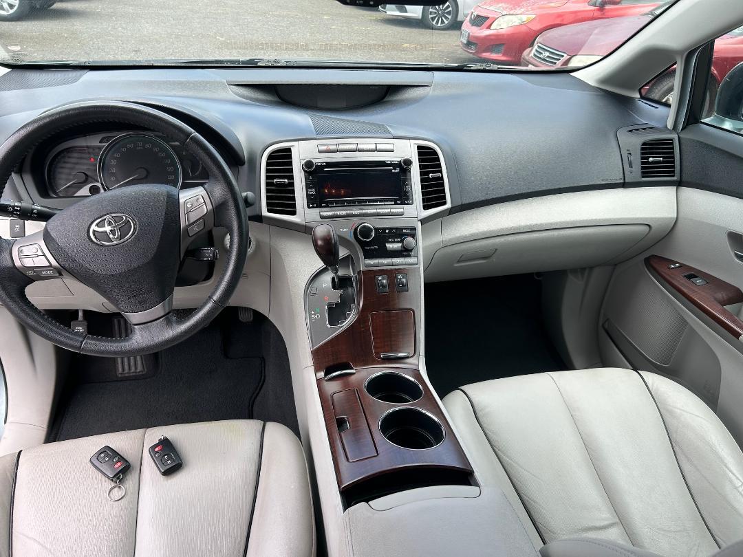 Toyota Venza 4dr Wgn V6 FWD Limited (Natl) 2012
