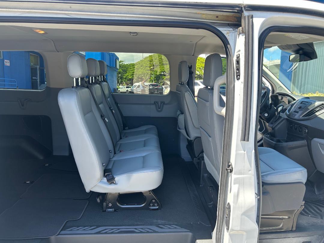 Ford Transit Wagon T-150 130" Low Roof XLT Sliding RH Dr 2017